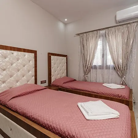 Sofoklis Villa Koukounaria