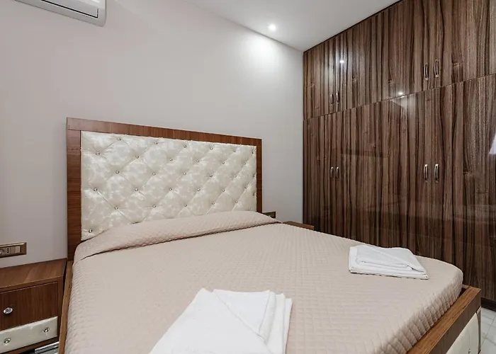 וילה Sofoklis Koukounariá