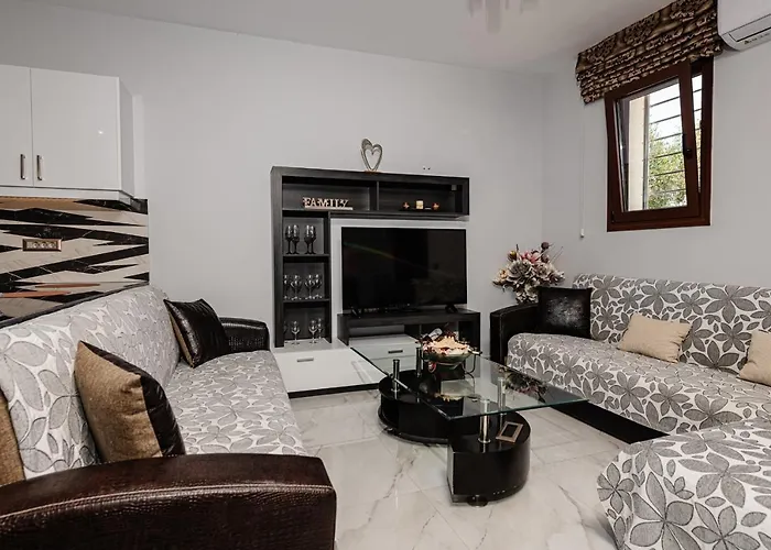 Sofoklis Koukounariá